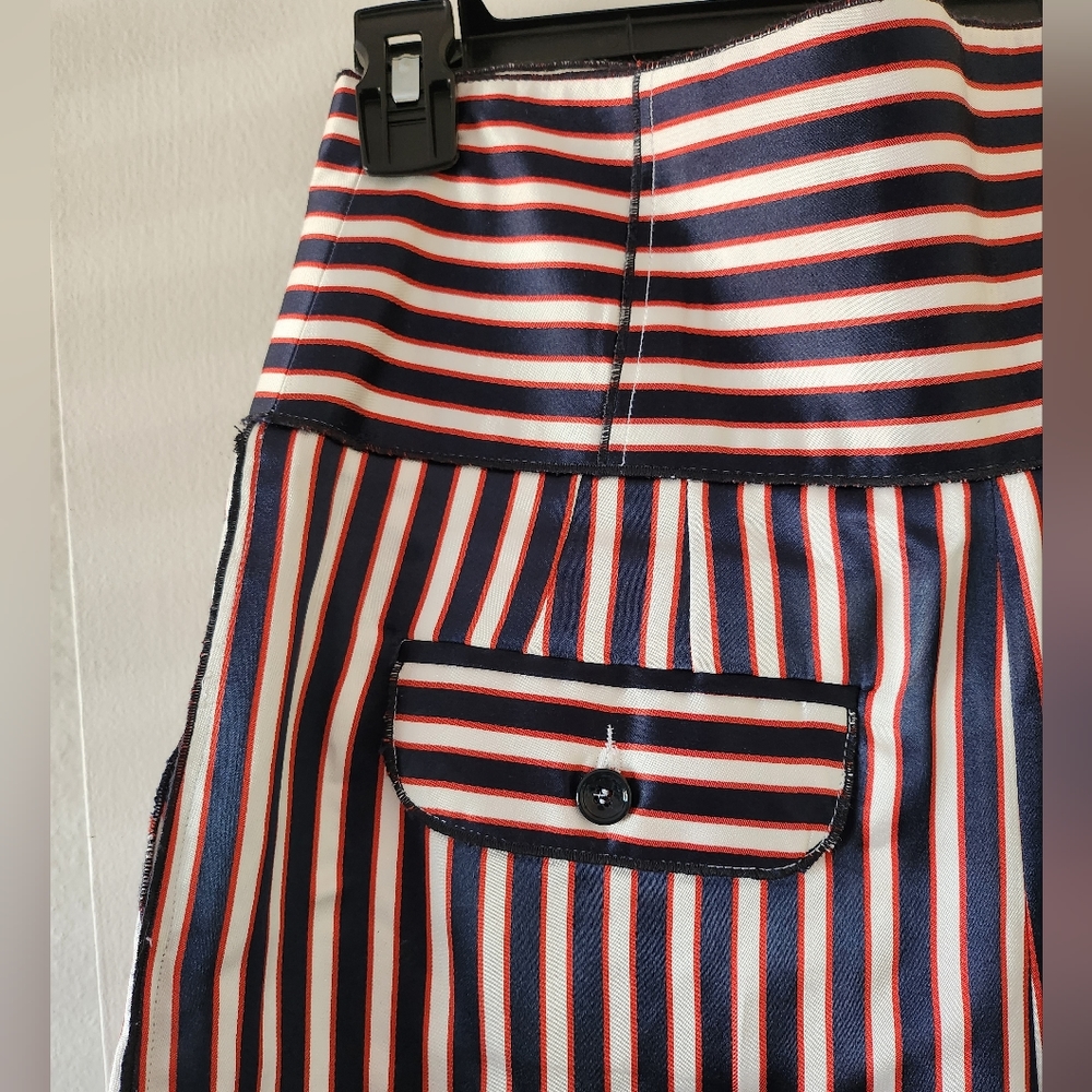 D&G Bermuda Stripe High Waist Shorts - Picture 4 of 12
